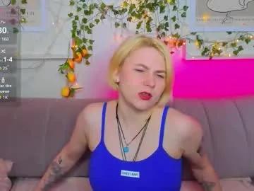 alice_maurik — doggy pose [4 tokens left] #anal #puffynipples #slut #blonde #pregnant