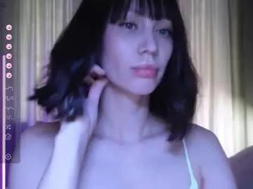 alicewonders_ — Kitchen...lets make food for weekend. Take off my apron #pvt #lovense #shy #tease #curvy [300 tokens remaining]