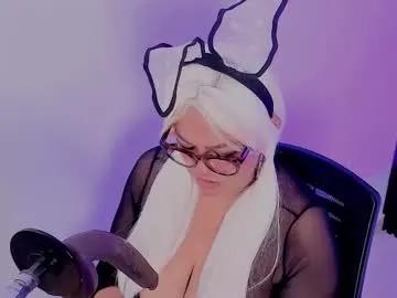 aliyahsstone —  Throat, saliva and feminine power at its highest level  #Fuckmachine #bbc #bbw #deepthroat #bigboobs #milf