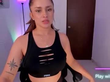 alysonn_conner — GOAL: Naked [200 tokens remaining]  I'm a pleasure machine, but you know... I get really hot, like a door in a hurricane. #latina #lovense #squirt #bigboobs #bigass