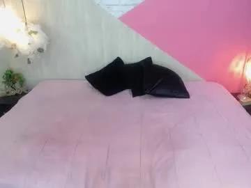 becky_lynch_102 — GOAL: Take off a piece of clothing [2 tokens remaining] Do you want to help me with my first orgasm? Do you think I'm a naughty girl?   #new #skinny #squirt #ebony #anal