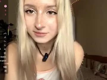 evaqt — Hi! im Eva and im #new here! GOALgently squeeze boobsLove pattern 222tk #18 #skinny #shy #lovense [60 tokens remaining]