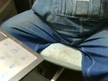 fatfreddythecat — if you like what you see follow me hairy pussy is my favorite will cum for you