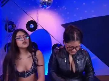 lilith_black_1 — GOAL: Sensual peaks on Lilith's feet [10 tokens remaining] Lilith and Khloe are ready for your fantasies Let's go fun  #feets #couple #latina #lesbian #strapon