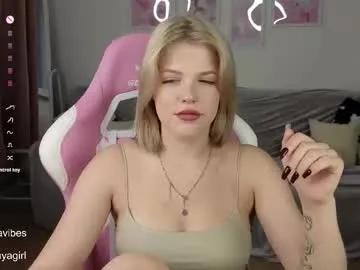 maya_blonde18 on Chaturbate 