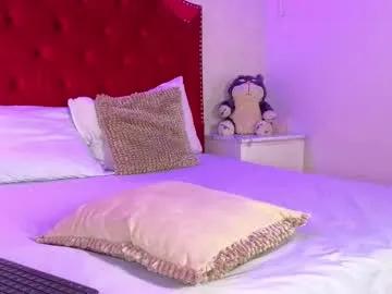 sara_collinss__ — GOAL: Squirt for daddy [358 tokens remaining]  Hi! , Daddy is going to pamper a lot today?Don't forget to give me a thumbs up if you like me. #new #smalltits #petite #18 #teen