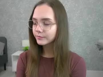 sara_whooops — Goal: move my panties up and down and tease you! #teen #shy #18 #young #bigass [123 tokens remaining]