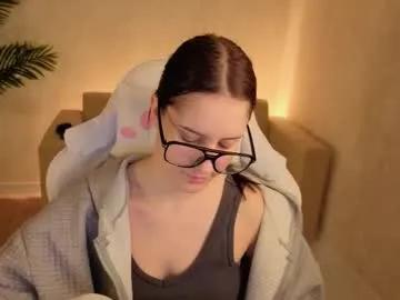 stacy__brown — GOAL: remove the strap [21 tokens remaining] Welcome to my room! #smoke #bigboobs #skinny #young #new