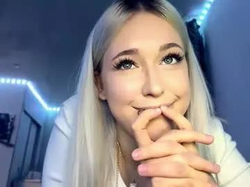 tanjafrase — goal: take off your top but cover your chest #blonde #new #18 #shy #natural Im Lisa, do you hear me? [33 tokens remaining]