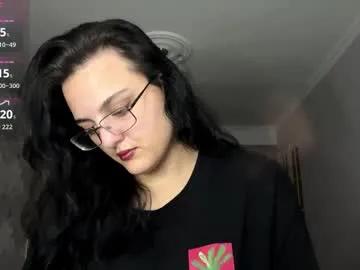 tiameakin — GOAL: Tease with my t-shirt [66 tokens left] #new #mistress #shy #bigass #bigboobs