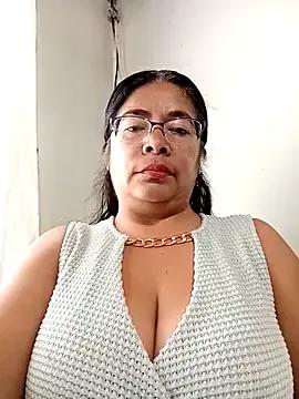 __valentina18 on StripChat 