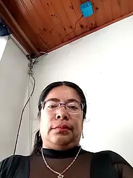 __valentina18 on StripChat 