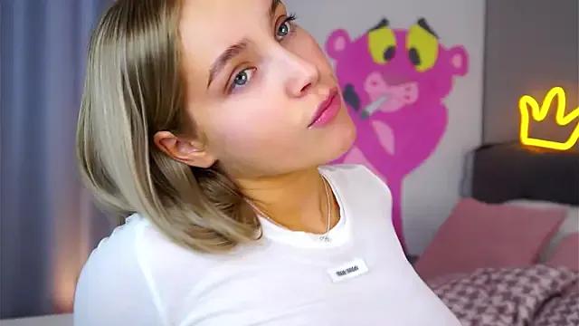 AftonConnett — love you mami Ami <3