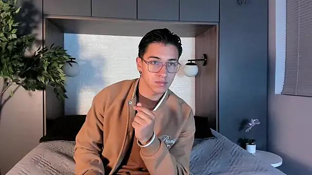 Andy_Joy_ — show muscles on top