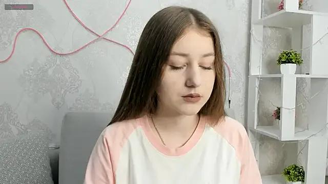 AudriaSagan — show belly