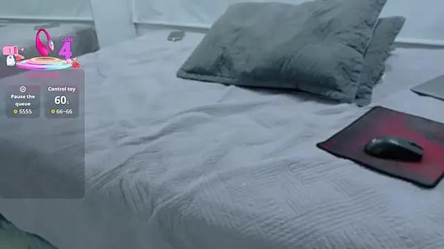 BeccaReedd on StripChat 