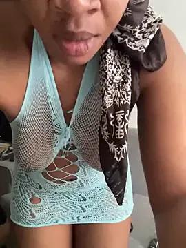 beverlyxxxx — Riding a cock