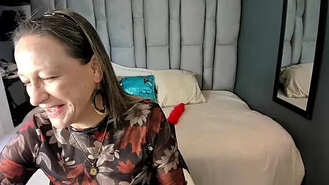 Charlot_milf — FUCK MY PUSSY DOMI CONTROL X5