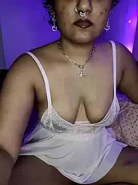 Curvy_Navya — make it spicy 