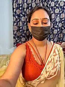 Cute-lusi — Freechat on StripChat