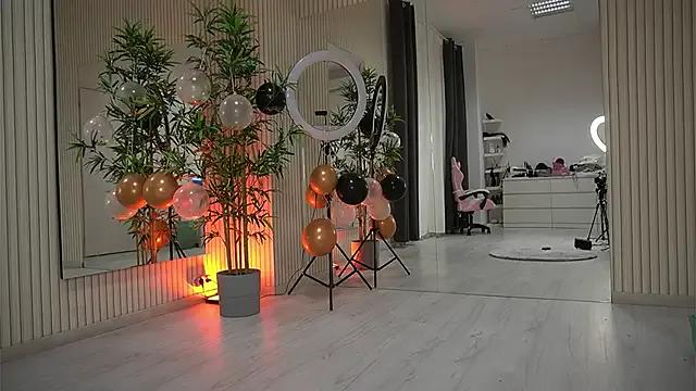 EmmaBlanco — Get me nakey nakey and wet