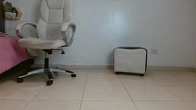 ghostwoman — I need money