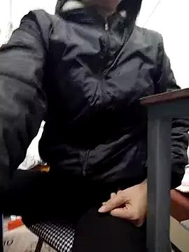 Haralushiaaa on StripChat 