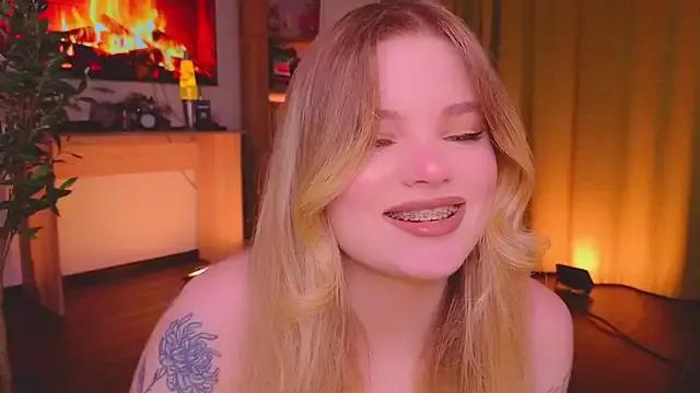 Hottie_Jane — Pussy tease  Rub and moan