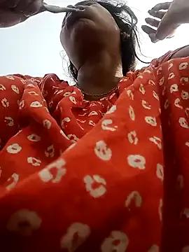 Hotty-romi3 — First day first show