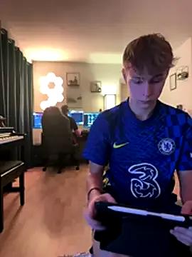 InnocentGuysOF on StripChat 