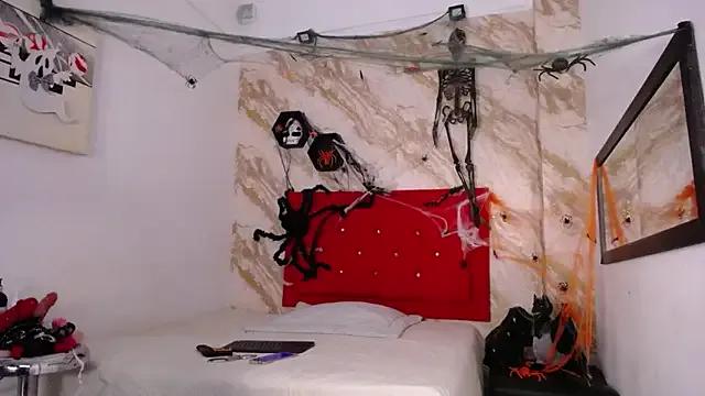 issa__love on StripChat 