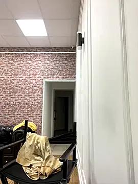 KiraMyers — lick lips