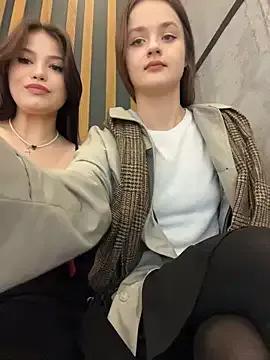 KittyQueeny on StripChat 