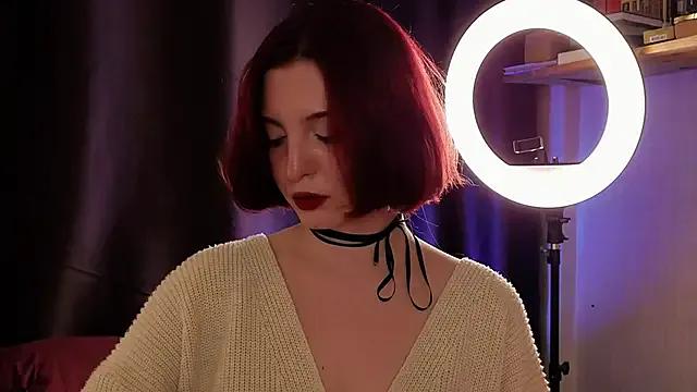 LisaVamp — BRA OFF, NIPPLES OUTPINCHING MY NIPPLE