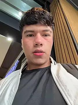 Logan_smith1 — Cum show in the bathroom of the mall