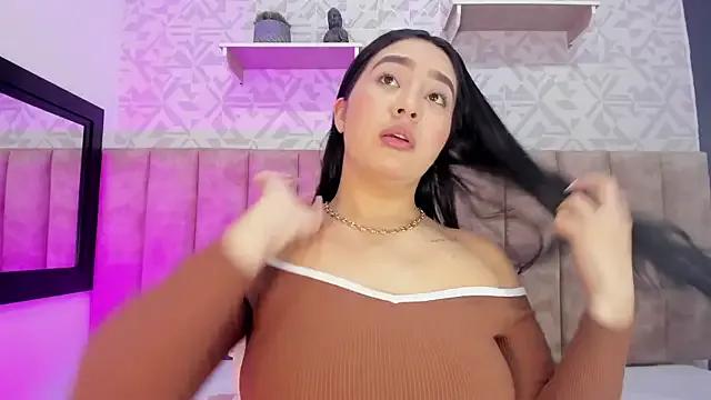 MelinaCruz — CAMELTOE + RUB OVER PANTY MY CLIT