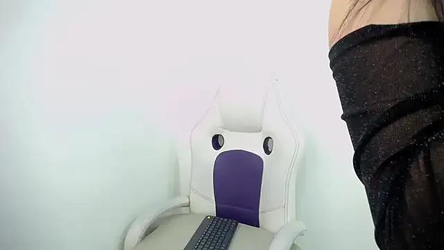 MiiaSuki — Finger in my ass tight 