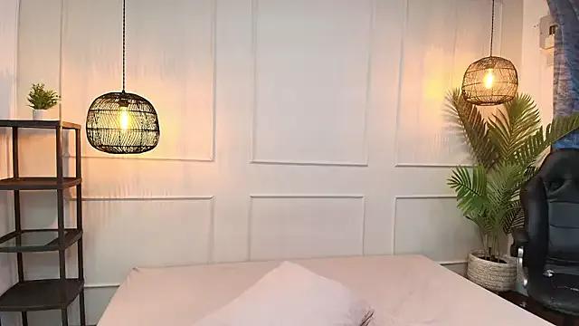 Nikki_Vesper on StripChat 