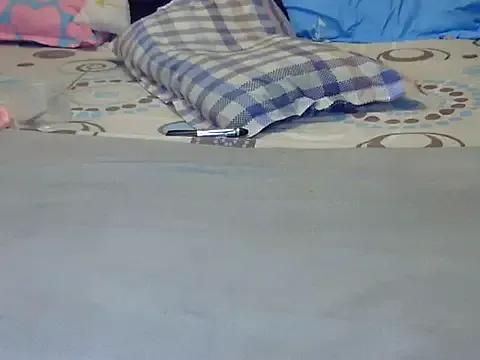 Playroom_queen — cum4thefunofit