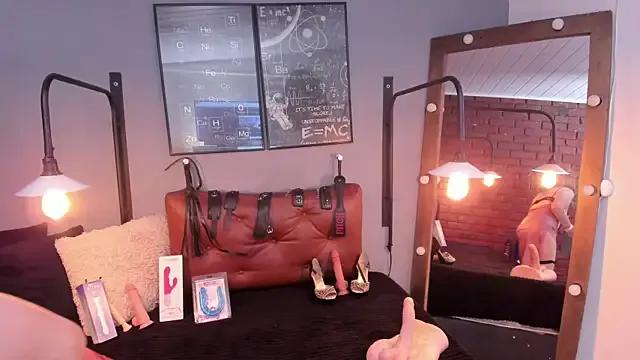 Samantha_mature56 on StripChat 