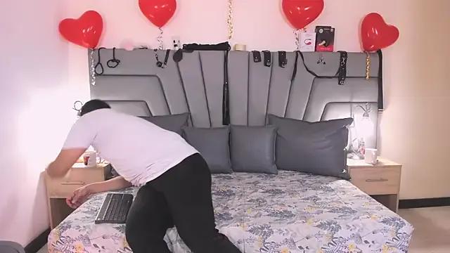 samy_carson_ — Control lush in public x 5min 