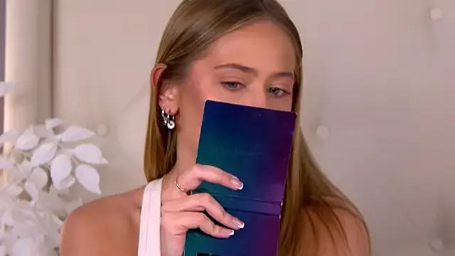 ur_wet_dreams —  Friday vibes 