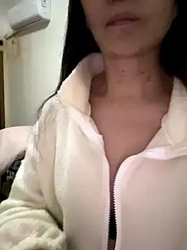 xiiuuff18 on StripChat 